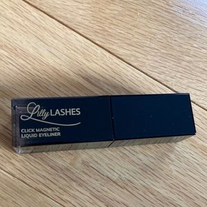 Lilly Lashes Click Magnetic Liquid Eyeliner